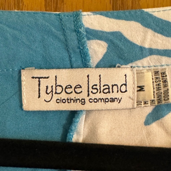 Woman’s Tybee Island Clothing Size Med Printed Tunic Floral , Tunic, Coverup. - Picture 3 of 10